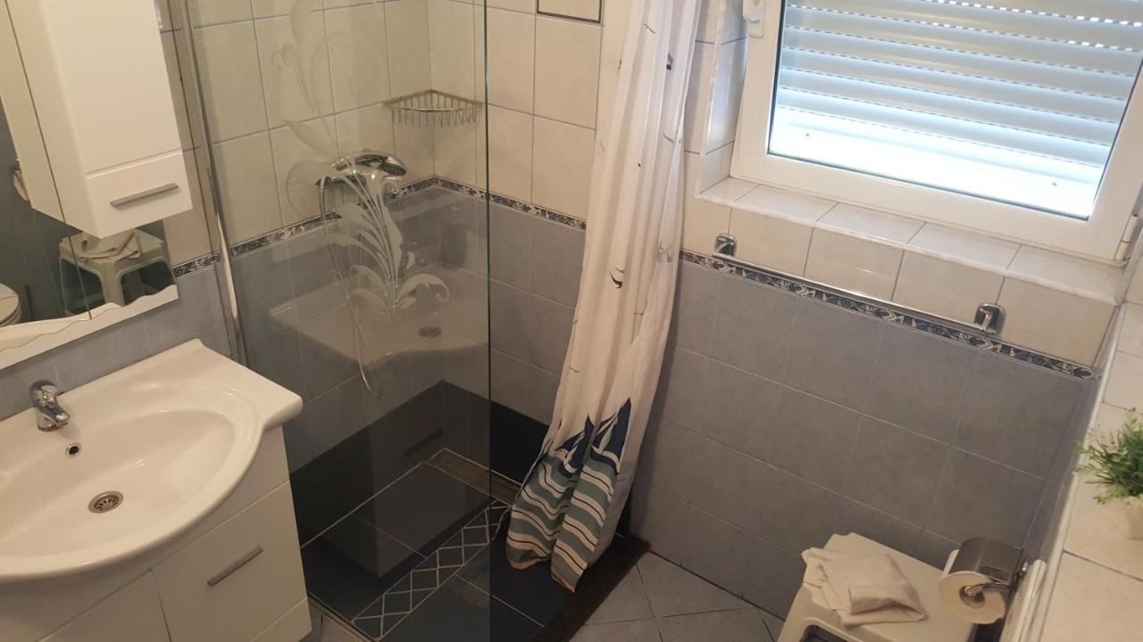 Apartments Jannine Biograd Na Moru Exterior photo