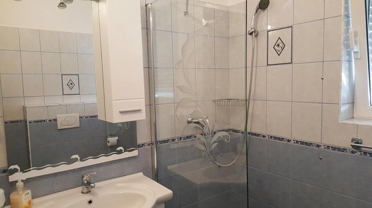 Apartments Jannine Biograd Na Moru Exterior photo
