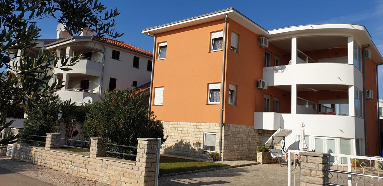 Apartments Jannine Biograd Na Moru Exterior photo